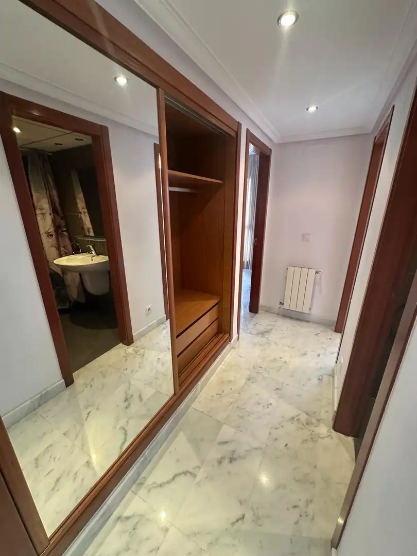 Piso de alquiler en Alicante / Alacant con Aire acondicionado y Piscina comunitaria