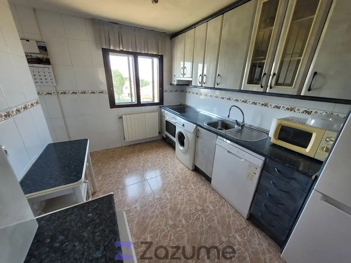 Küche von Wohnung zur Miete in San Cristóbal de Segovia mit Heizung, Möbliert und Ofen