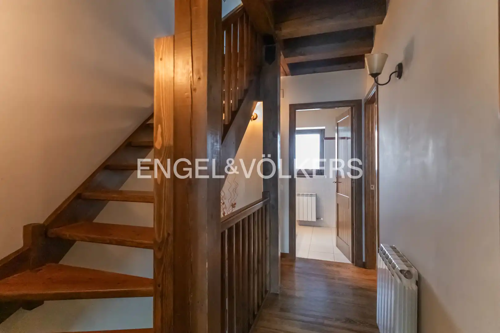 Casa adosada en venda en Bellver de Cerdanya amb Calefacció, Parquet i Terrassa