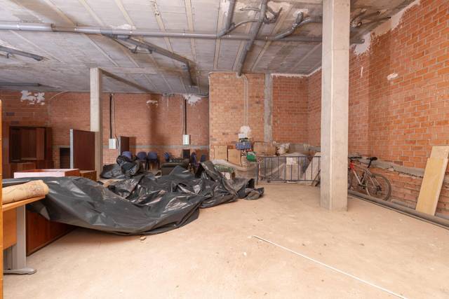 Local comercial en Venta en Calle SEVILLA, 36 en San Antón