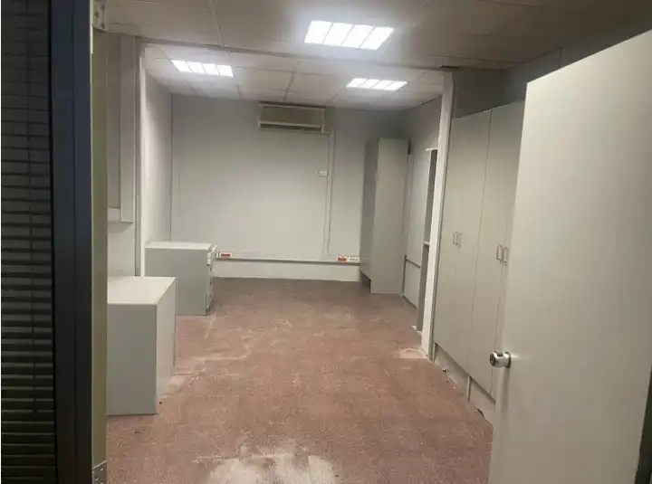 Nave industrial en venta en Valencia