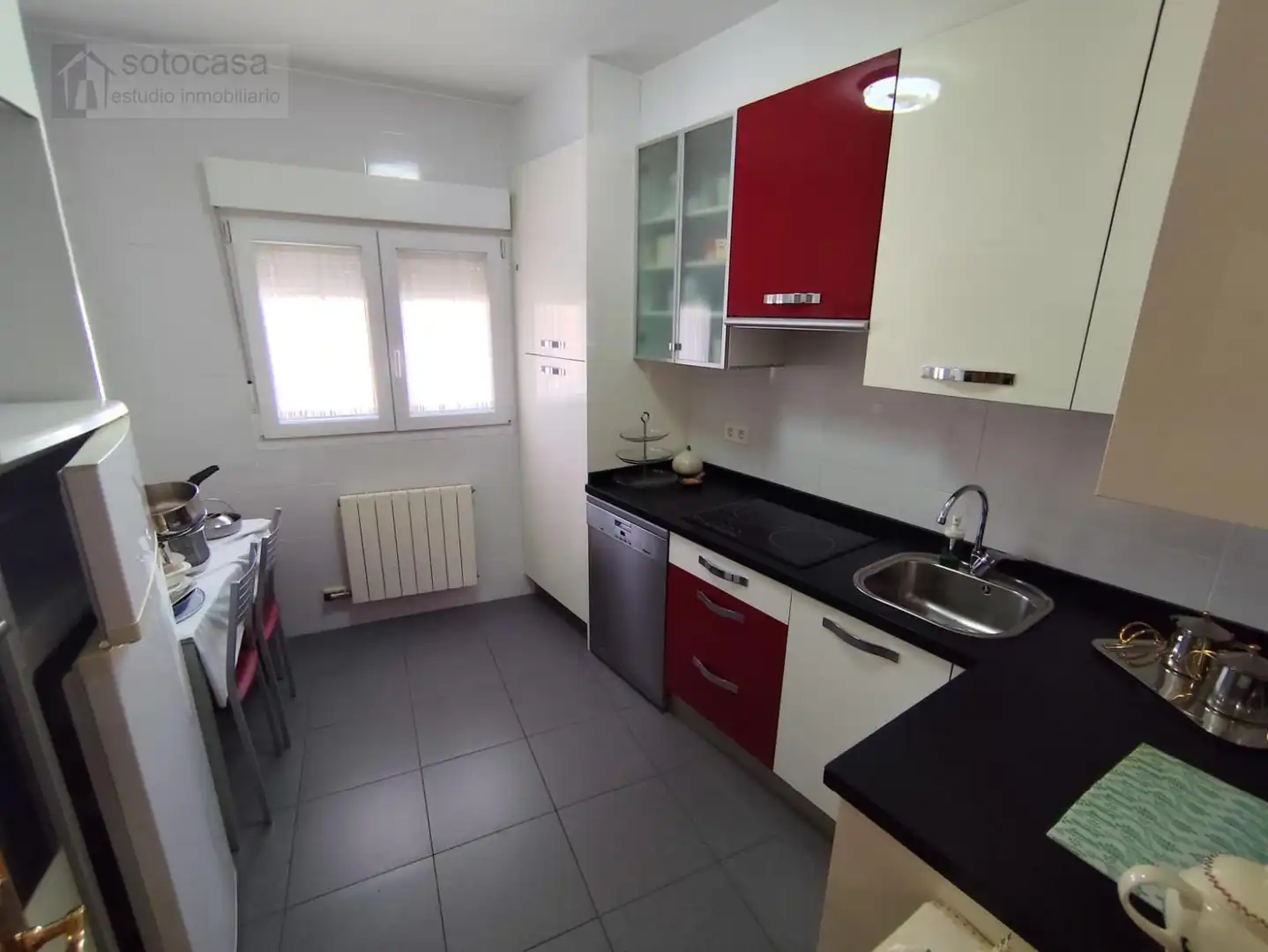 Kitchen of Attic for sale in Rondilla