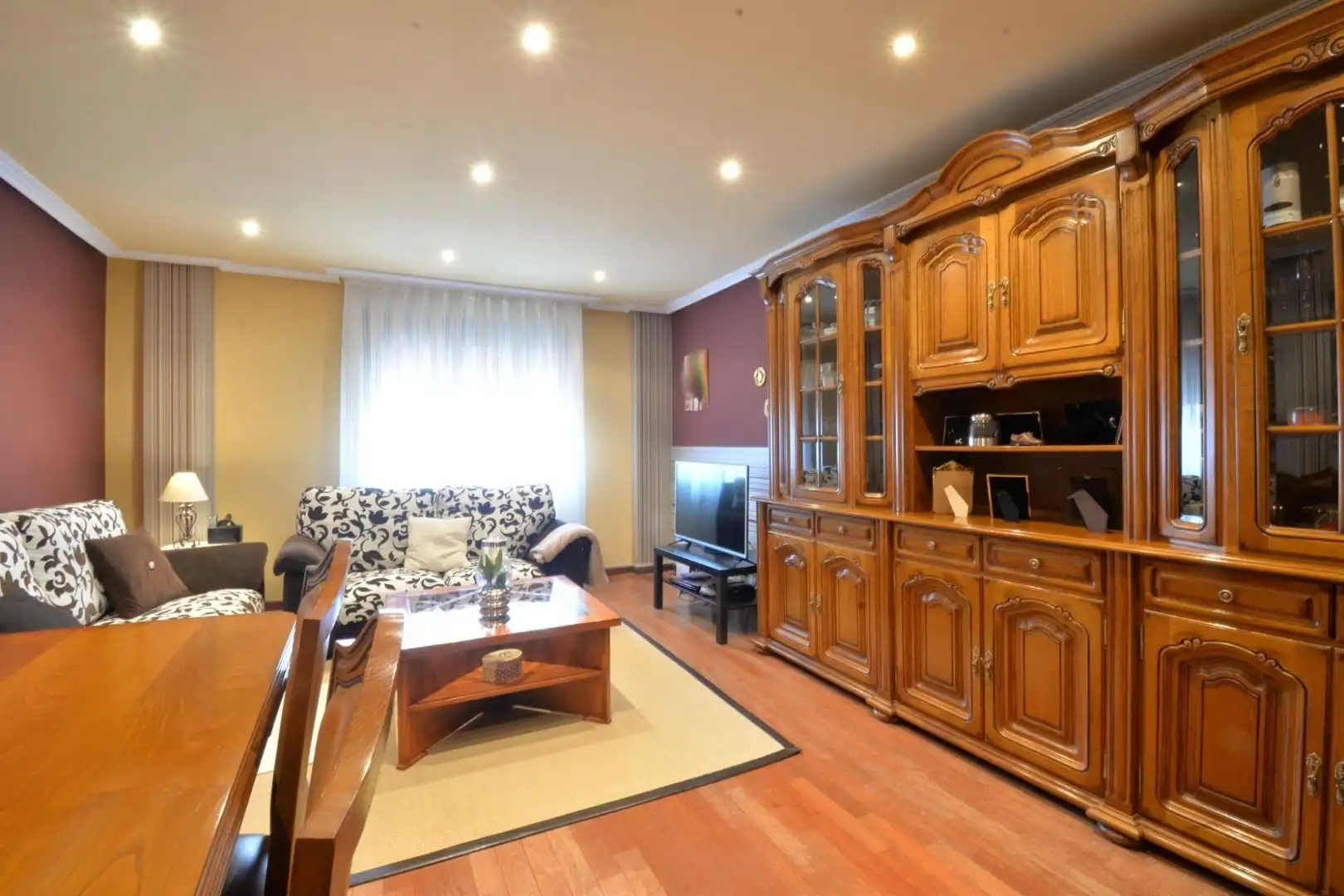 Sala de estar de Casa o chalet en venta en Oviedo  con Calefacción