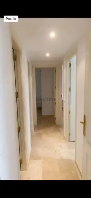 Wohnung zur Miete in Fuengirola mit Klimaanlage, Terrasse und Abstellraum