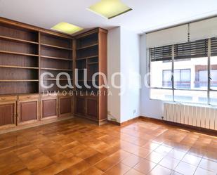 Flat for sale in  Valencia Capital  with Air Conditioner, Terrace and Balcony