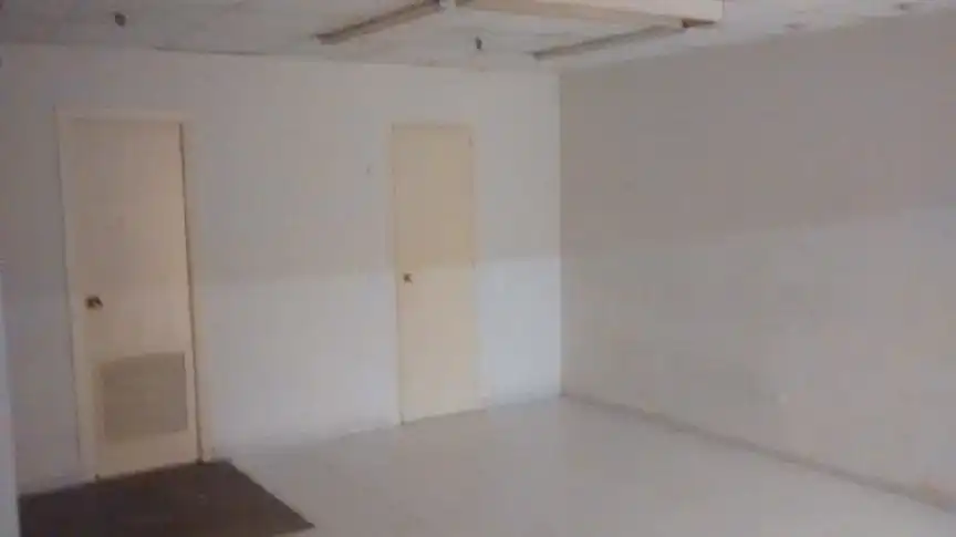 Local en venta en CL PROFESOR BELTRAN BAGUENA Nº 5 00005, Barrio de Campanar