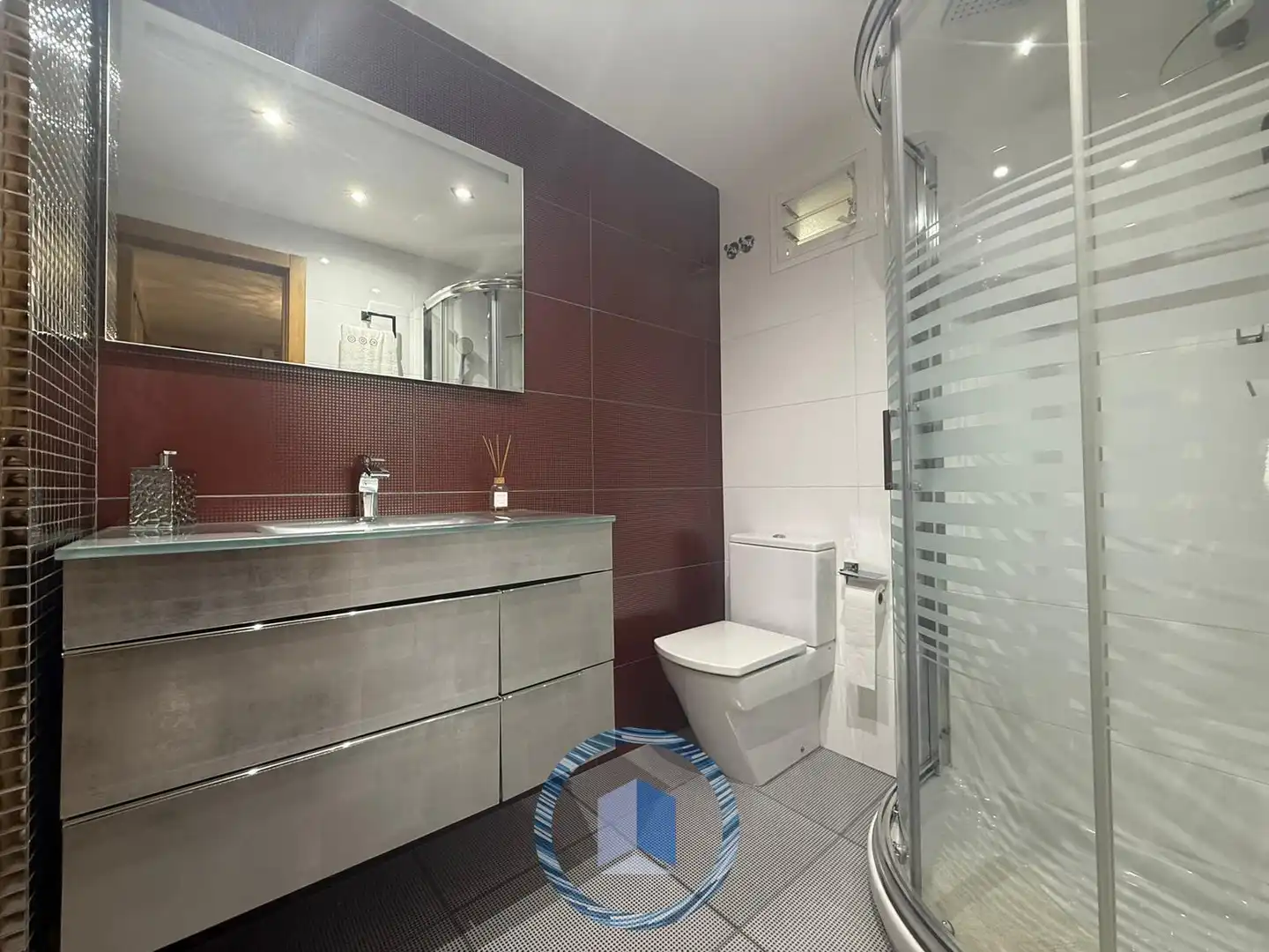 Badezimmer von Wohnung zum Verkauf in Montequinto mit Terrasse, Schwimmbad und Möbliert