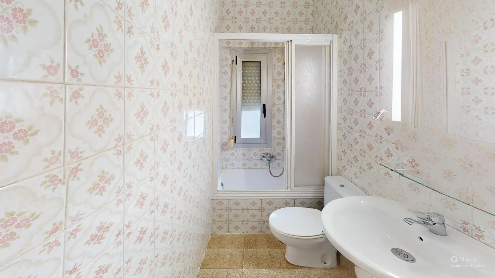 Badezimmer von Wohnung zum Verkauf in Alicante / Alacant mit Balkon