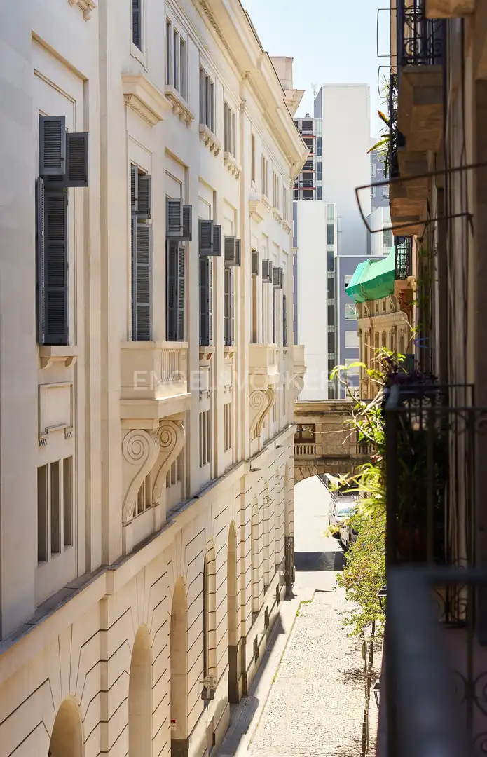 Vista exterior de Piso de alquiler en Barcelona con Aire acondicionado, Calefacción y Balcón