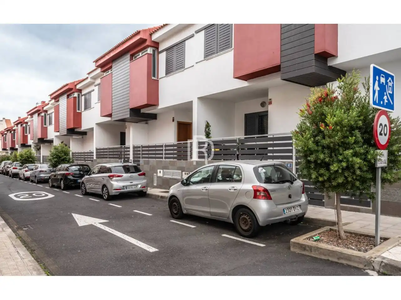 Casa adosada en venta en Calle Morera, Arucas Casco