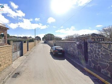 House for sale in Calle OLMOS