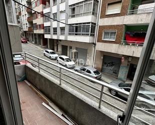 Vista exterior de Pis en venda en Ourense Capital  amb Calefacció, Parquet i Terrassa