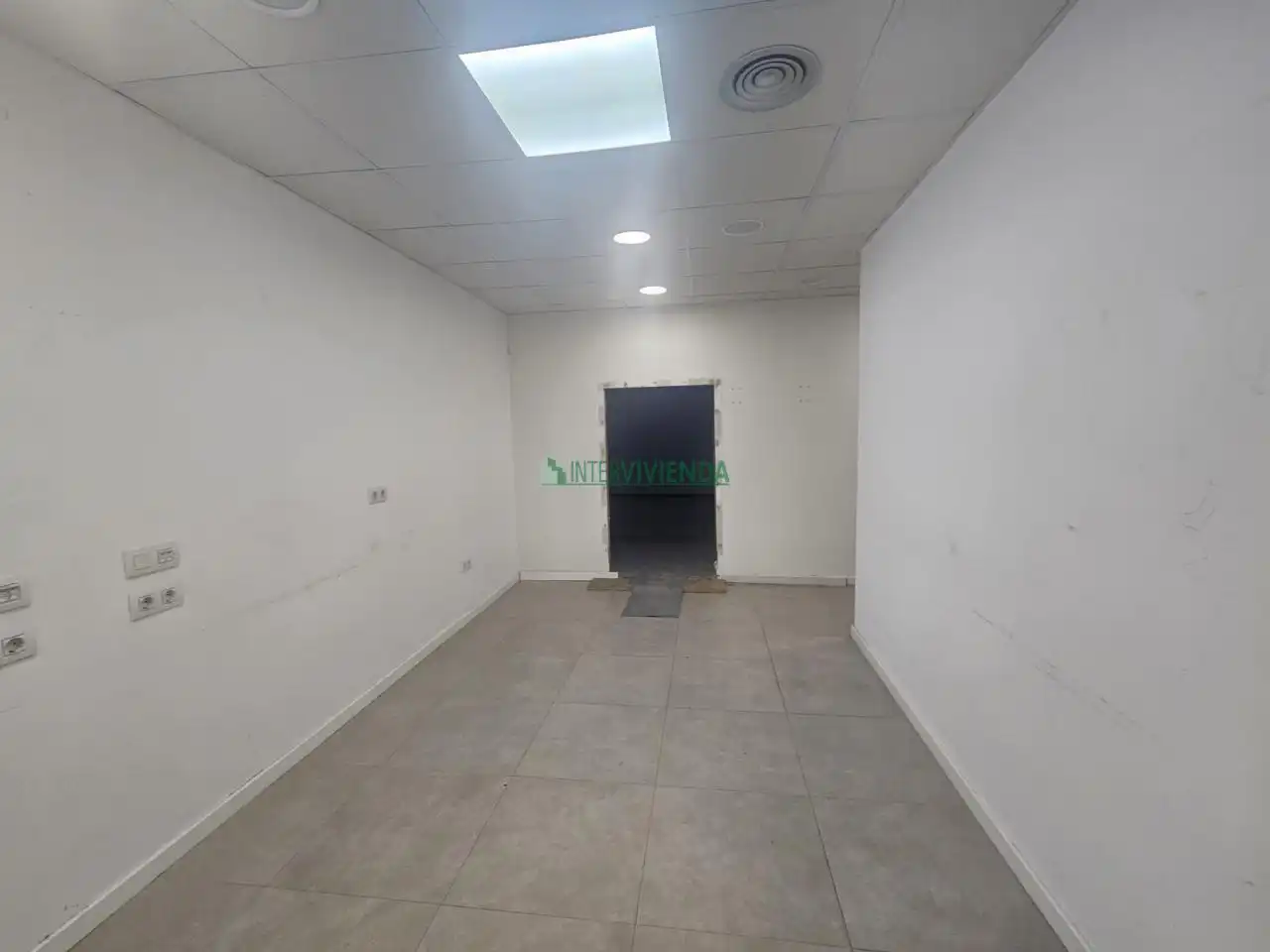 Commercial properties for rent in Vigo   with Air Conditioner