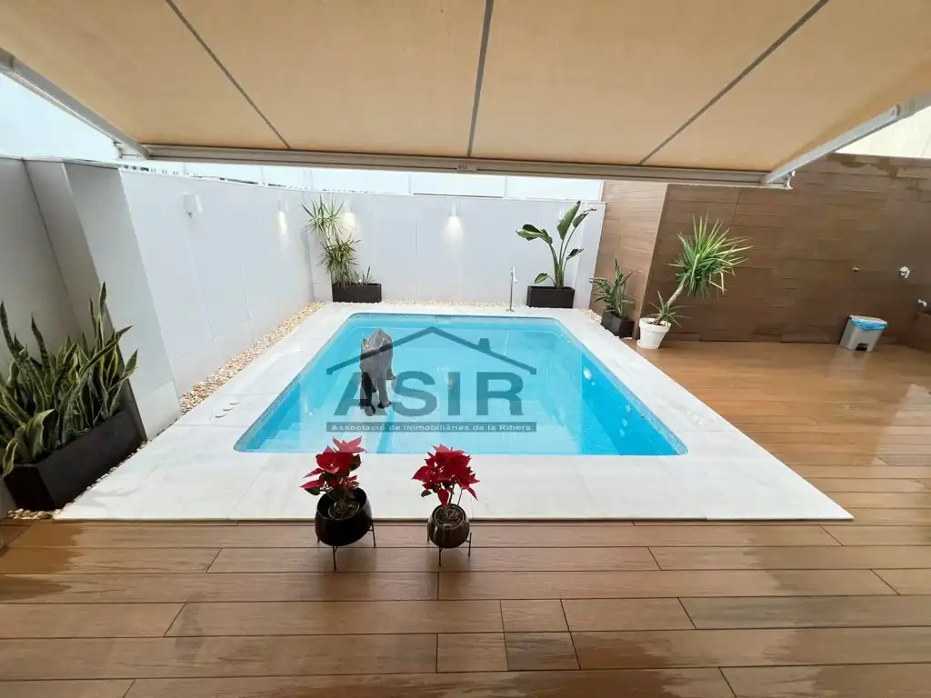 Swimming pool of Houses for sale in Algemesí  with Air Conditioner and Swimming Pool
