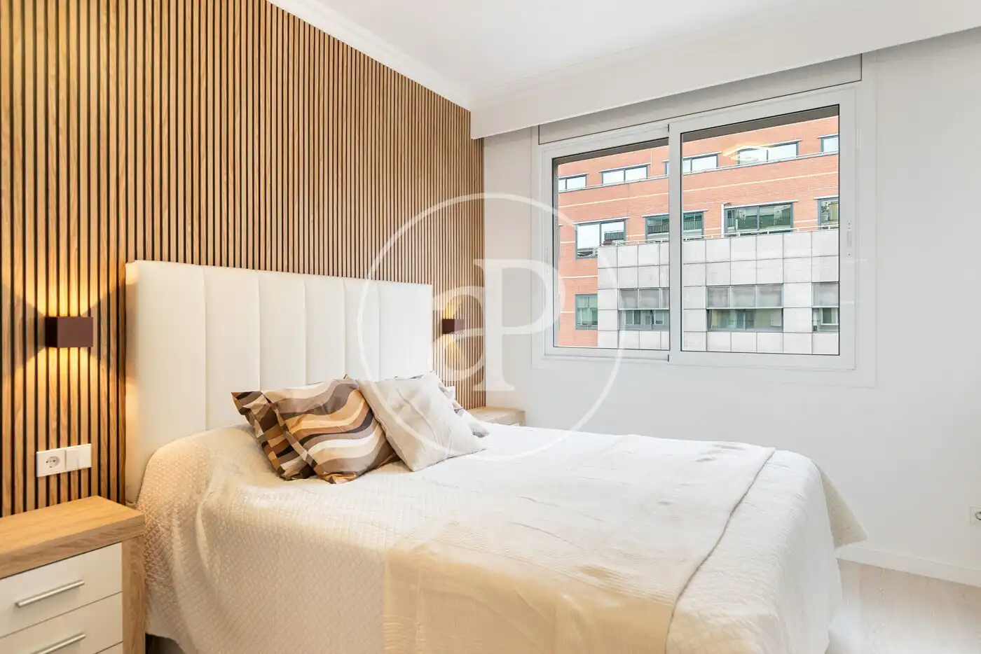 Schlafzimmer von Wohnung zum Verkauf in Barcelona mit Klimaanlage, Heizung und Möbliert