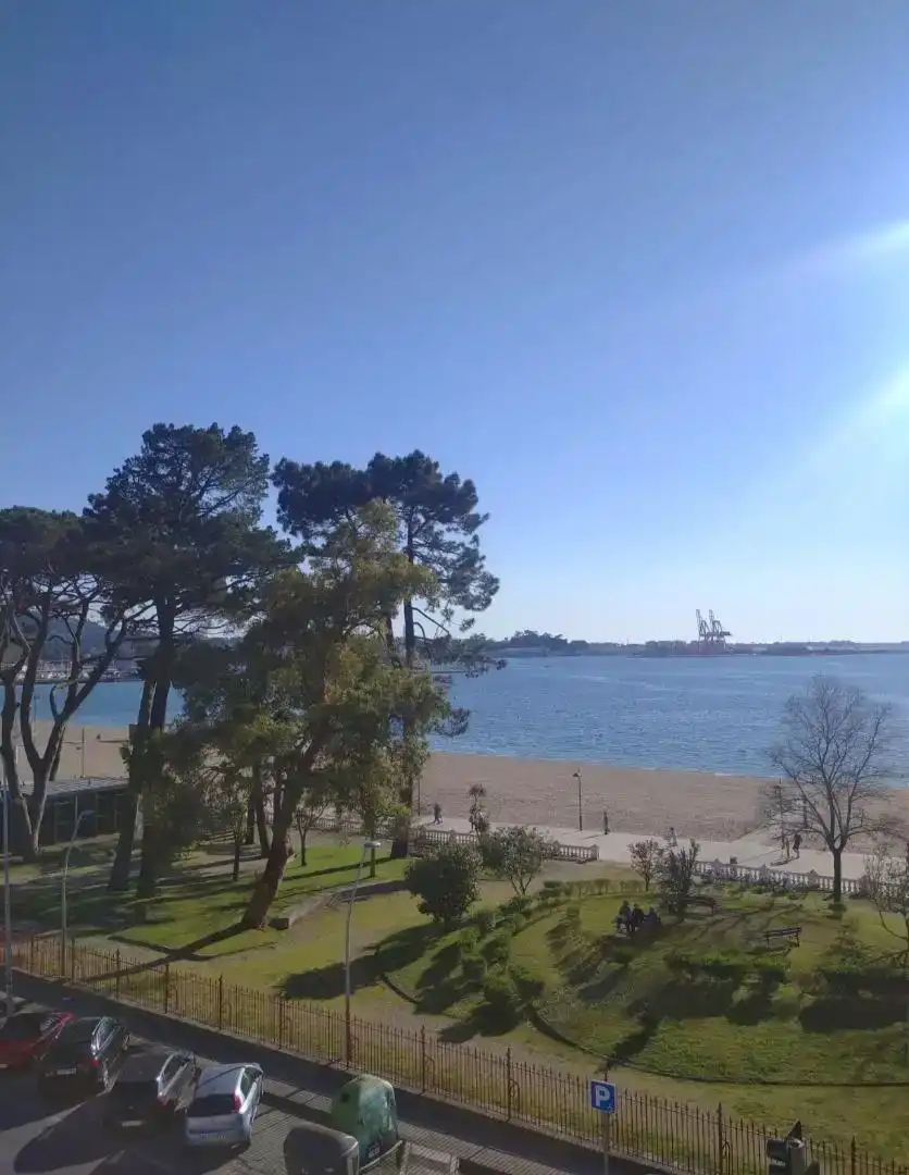 Dormitori de Pis en venda en Vilagarcía de Arousa amb Terrassa i Balcó
