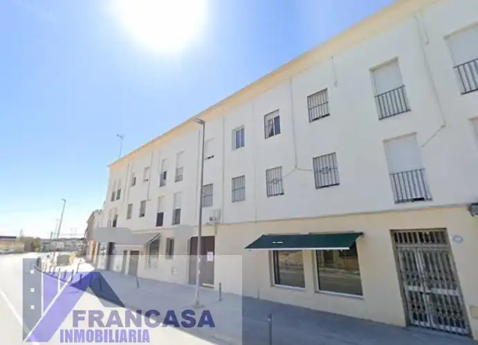 Vista exterior de Pis en venda en Marchena