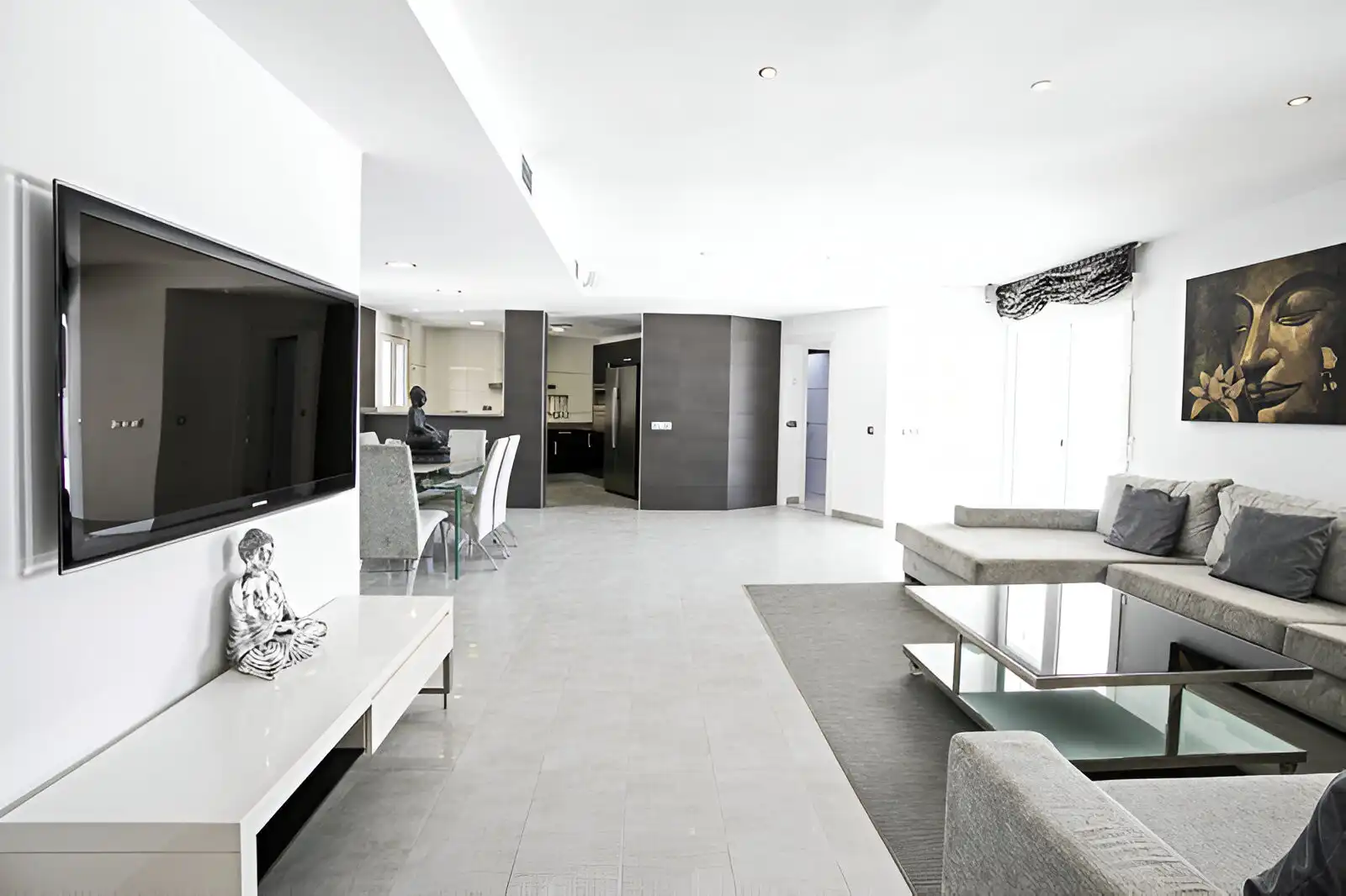 Sala de estar de Casa o chalet en venta en Marbella con Aire acondicionado, Jardín privado y Terraza