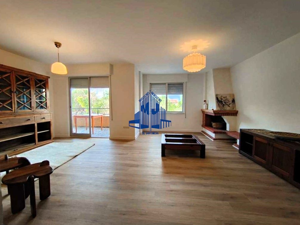 Vista exterior de Pis de lloguer en  Murcia Capital amb Aire condicionat, Parquet i Terrassa