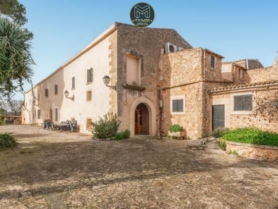 Exterior view of Building for sale in Lloret de Vistalegre