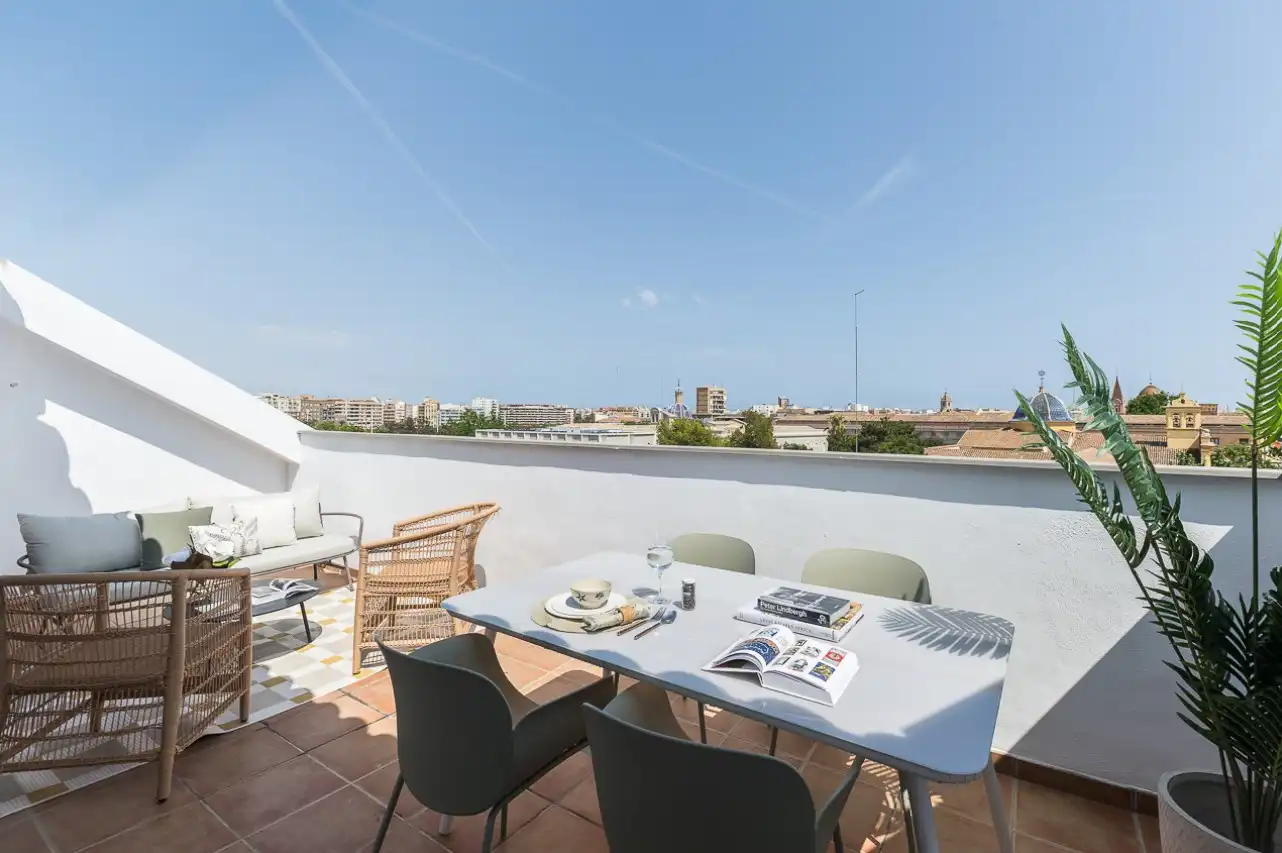 Terrace of Apartments for rent in Extramurs