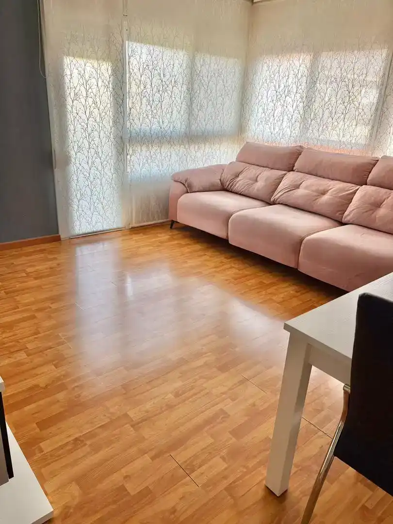 Living room of Flat for sale in Tortosa  with Air Conditioner and Balcony
