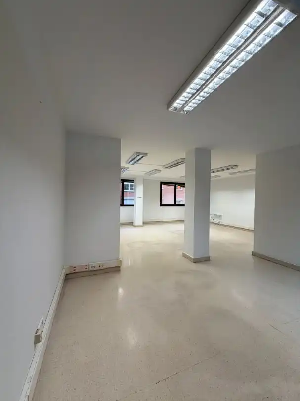 Oficina en venta en La Calzada