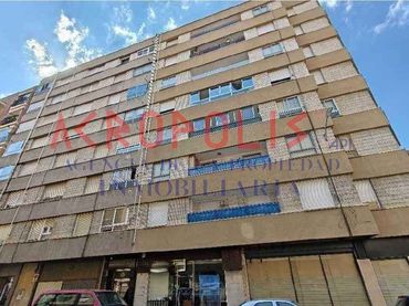 Appartamento con ascensore in vendita a Centro