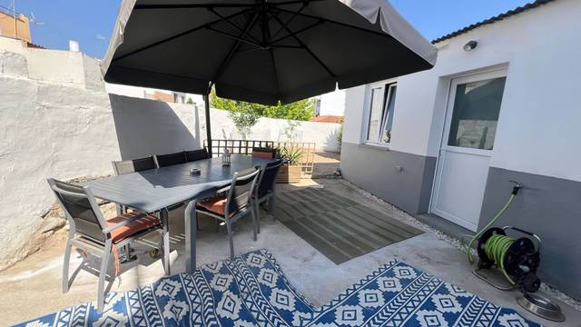 Casa adosada en Venta en Centro