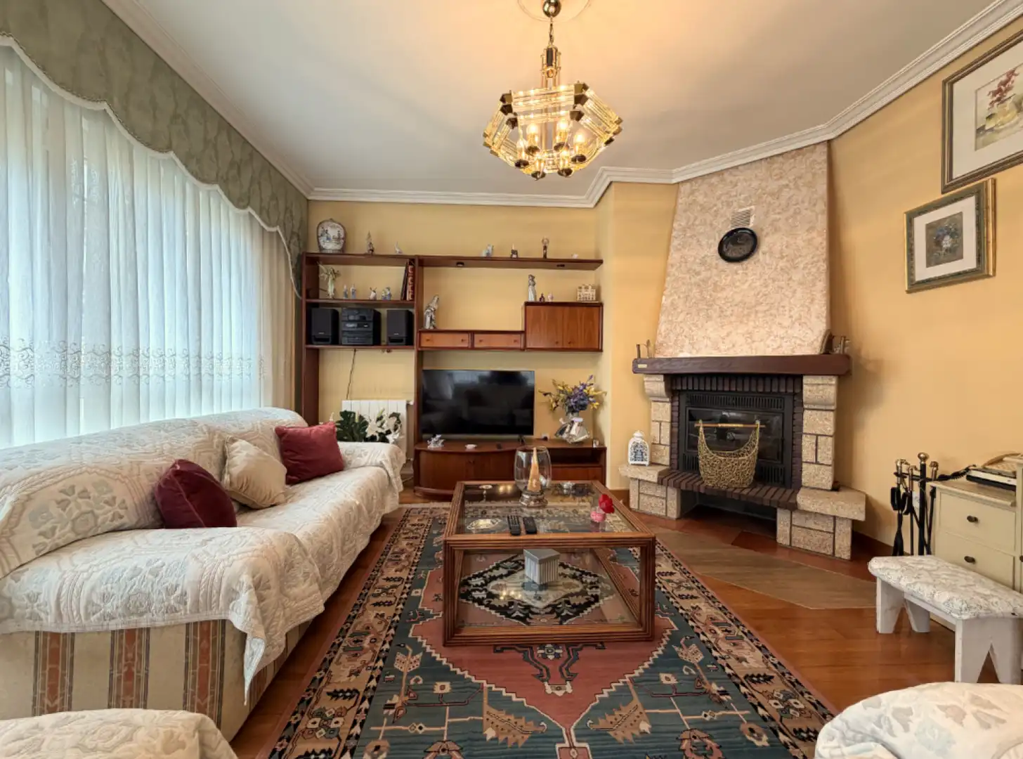 Wohnzimmer von Haus oder Chalet zum Verkauf in Piélagos mit Heizung, Privatgarten und Terrasse