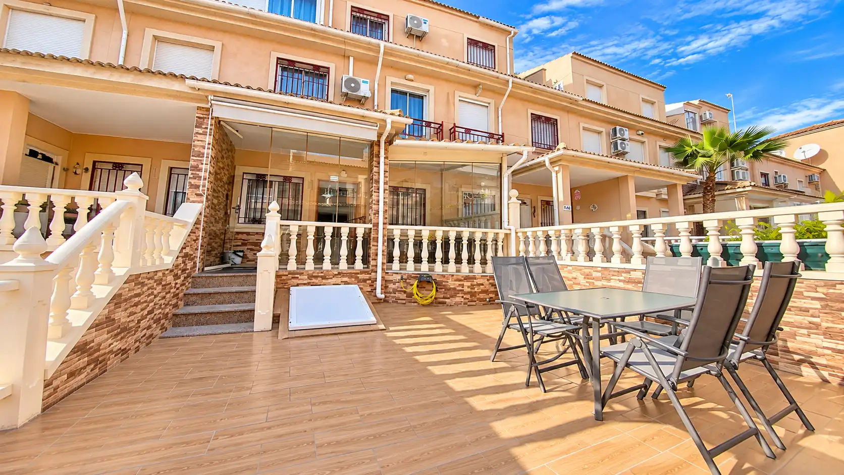 Detached house with terrace for sale in Orihuela Costa
