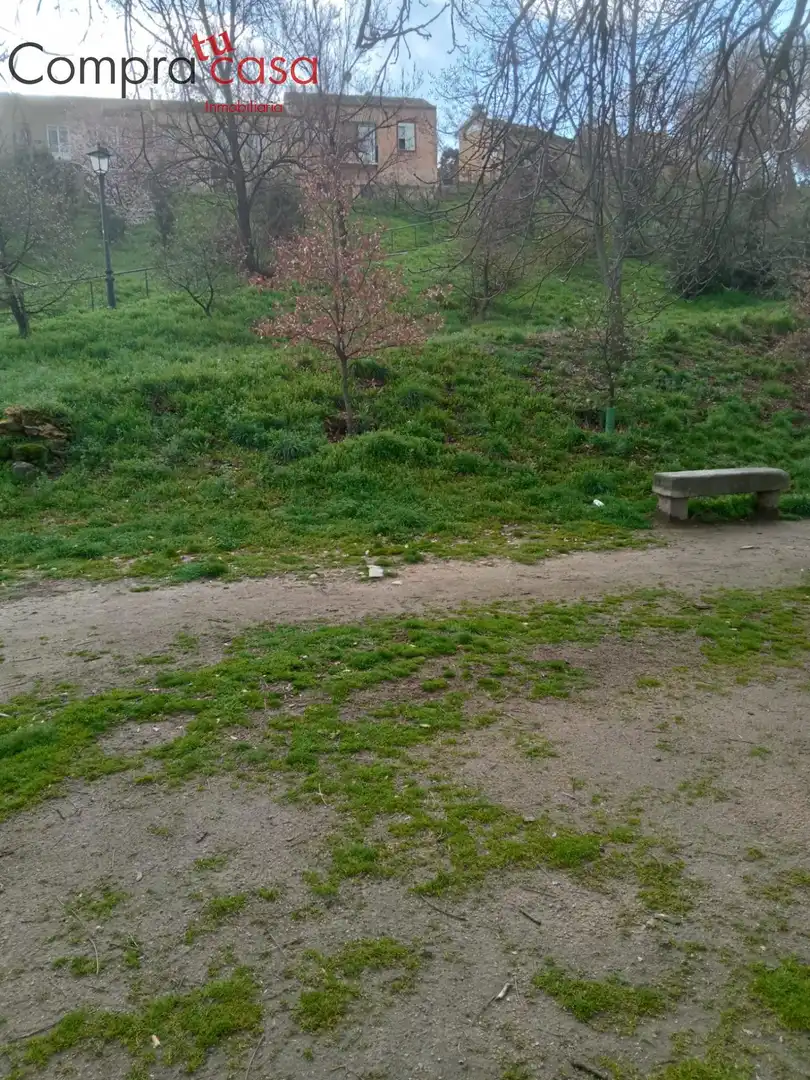 Finca rústica en venta en Bernardos
