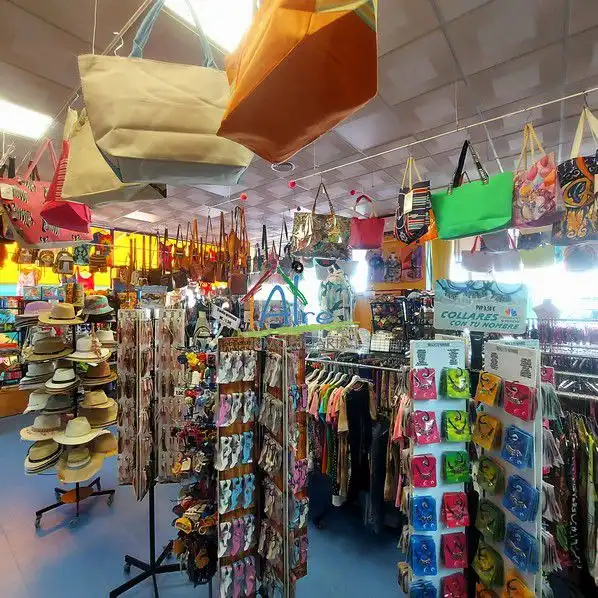 Local en traspaso en Almonte con Aire acondicionado