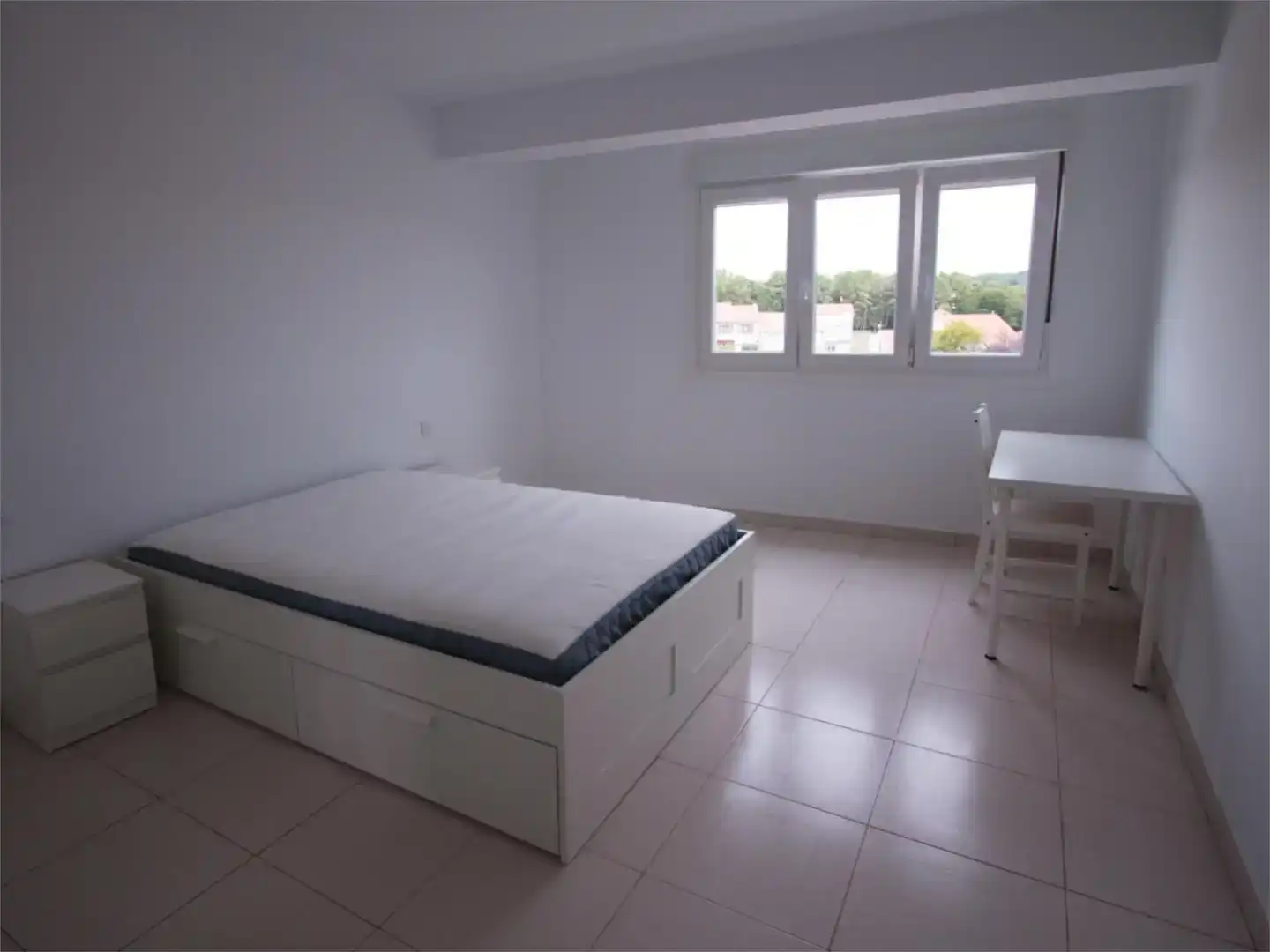 Habitación de Piso en venta en Ordes con Trastero, Amueblado y Balcón