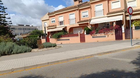 Foto 3 de Casa adosada en venda a Calle la Palera, Perleta - Maitino, Elche / Elx