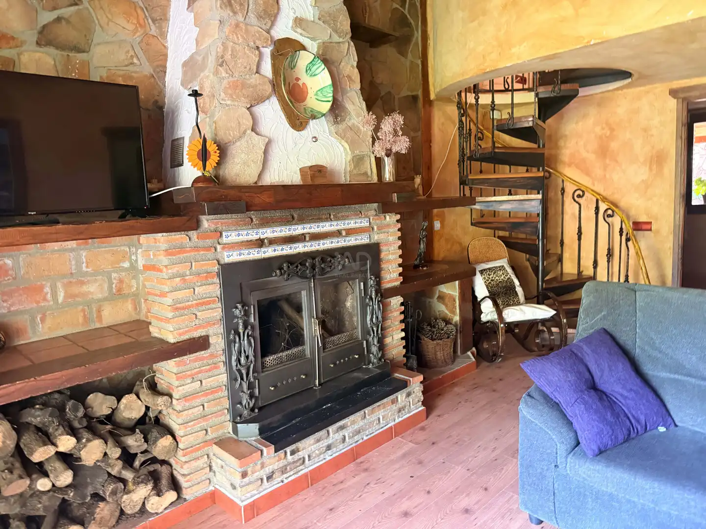 Wohnzimmer von Gebäude zum Verkauf in Siles