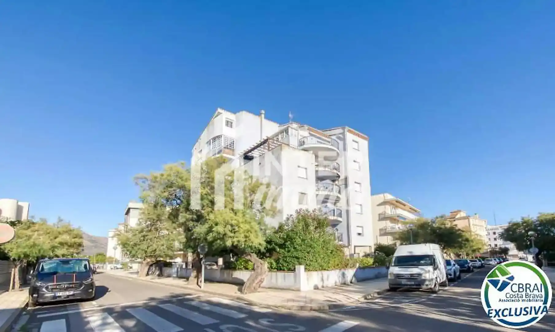 Exterior view of Flat for sale in Roses  with Air Conditioner and Terrace