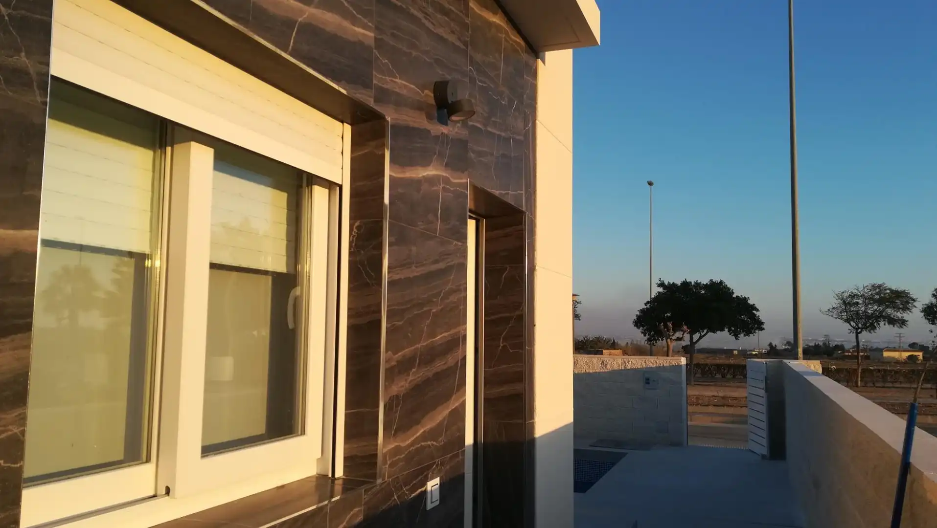 Casa adosada en venta en Calle del Algarrobo, 7, Los Montesinos