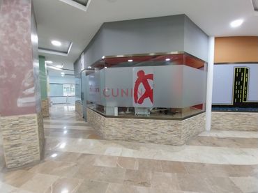 Local comercial en venda a Avenida España
