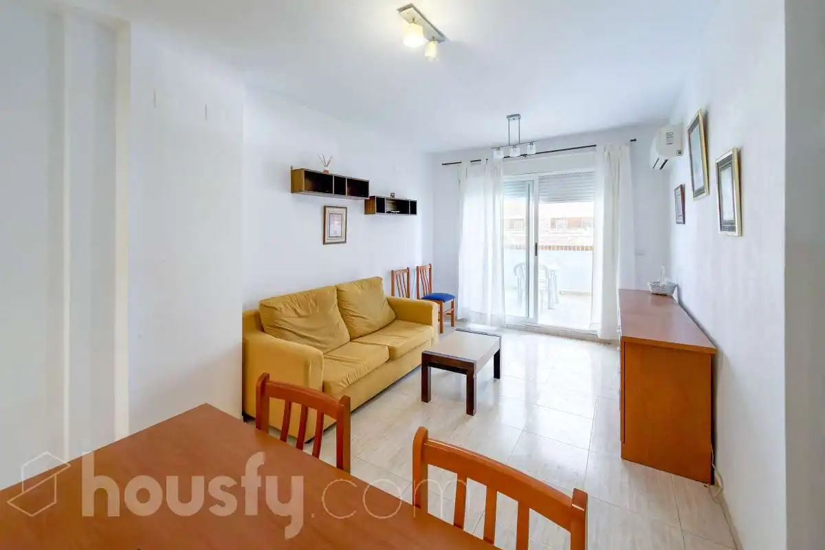 Living room of Flat for rent in Oropesa del Mar / Orpesa  with Air Conditioner, Terrace and Balcony