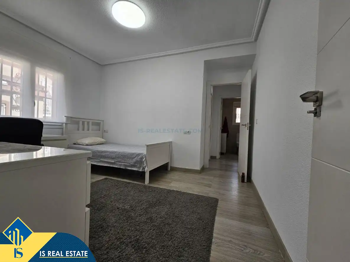 Dormitori de Casa o xalet en venda en Rojales amb Aire condicionat, Calefacció i Jardí privat