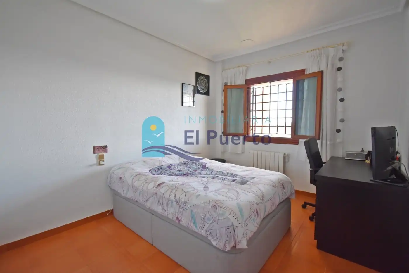Dormitori de Casa o xalet en venda en Mazarrón amb Aire condicionat, Calefacció i Jardí privat