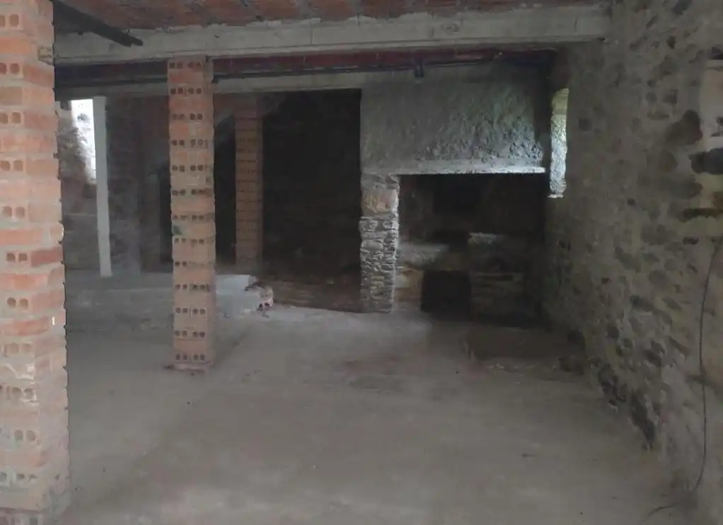 Casa o xalet en venda en Forcarei amb Jardí privat