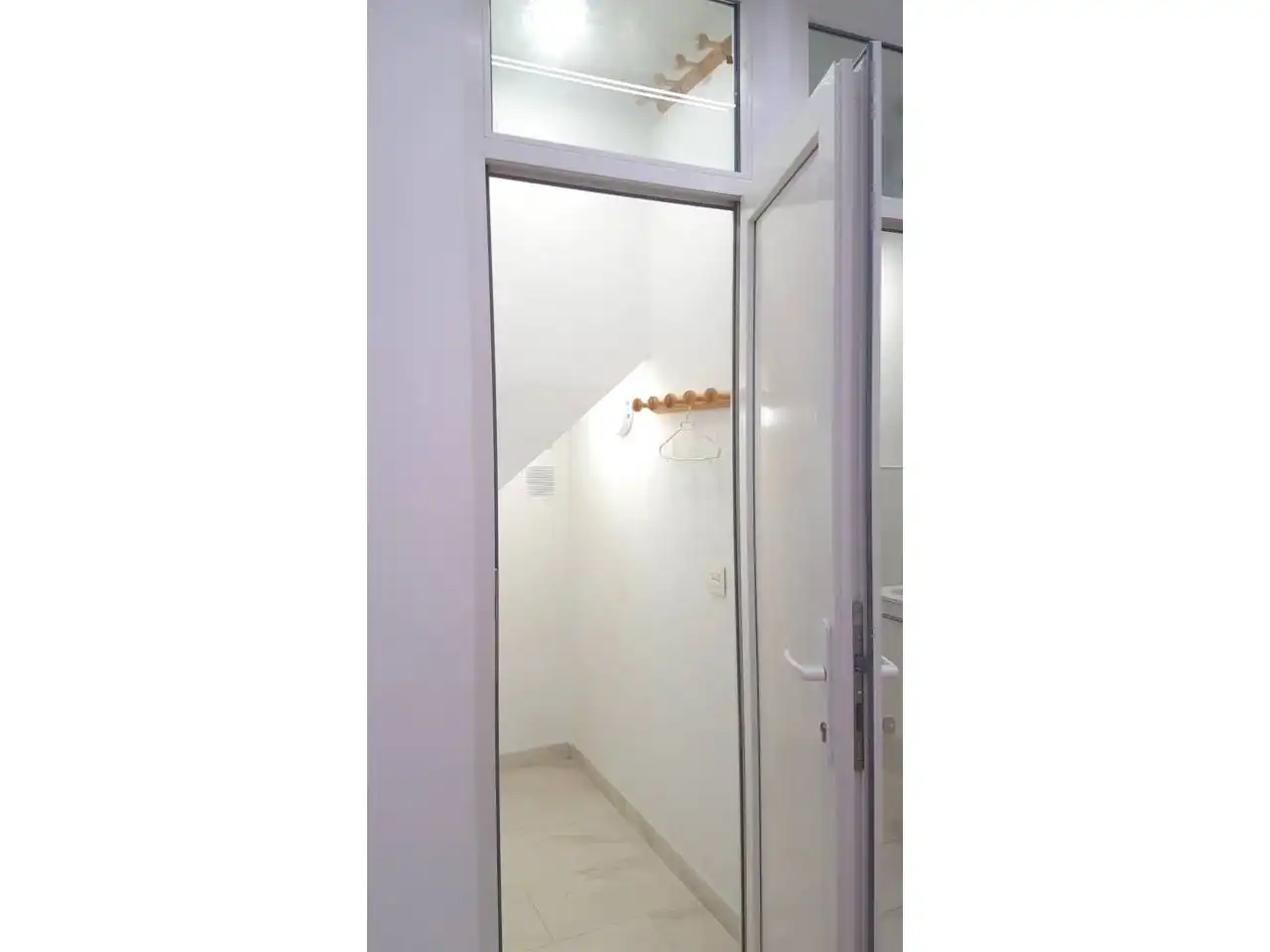 Schlafzimmer von Geschaftsraum zum Verkauf in Madrid mit Klimaanlage