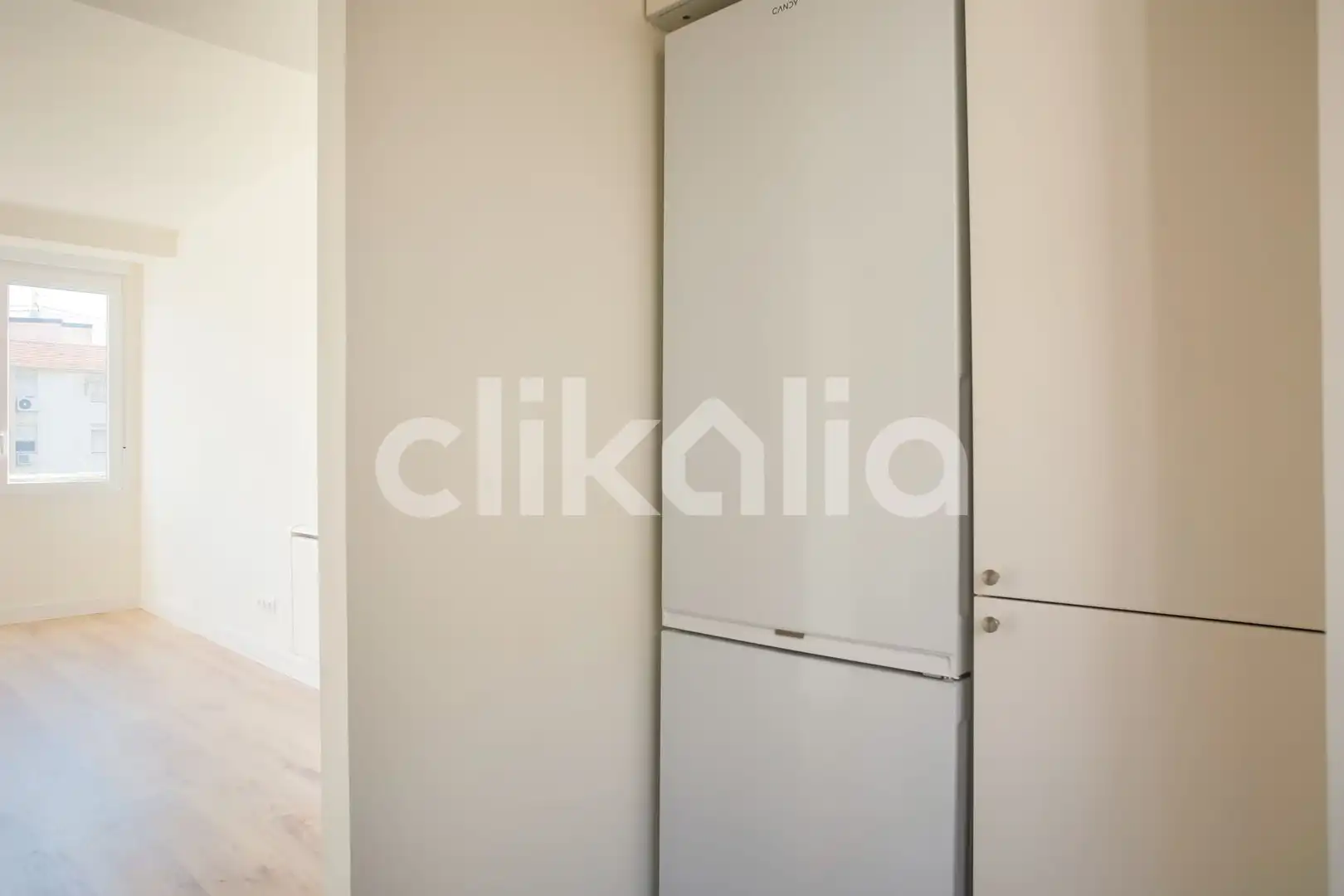 Cuina de Pis de lloguer en Madrid amb Calefacció i Terrassa
