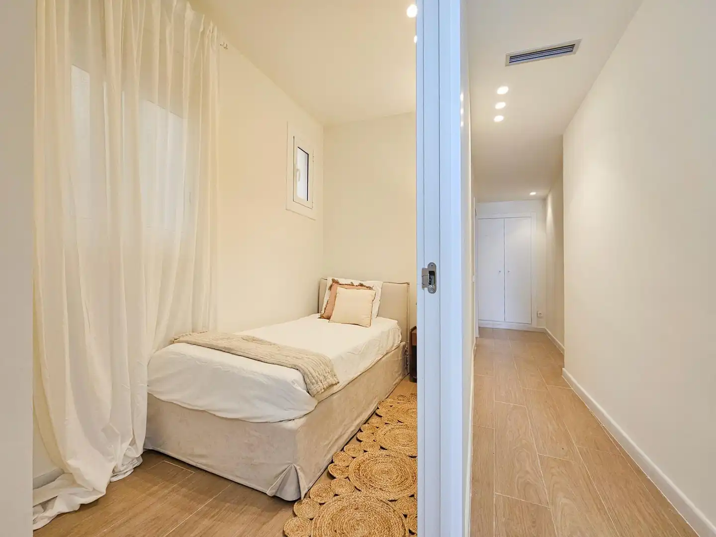 Flat with balcony for sale in Carrer MONISTROL, imagen 22