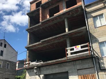 Wohngebäude zum Verkauf in Rúa de Astureses 38