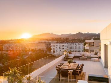 Penthouse mit Pool zum Verkauf in Nueva Andalucía