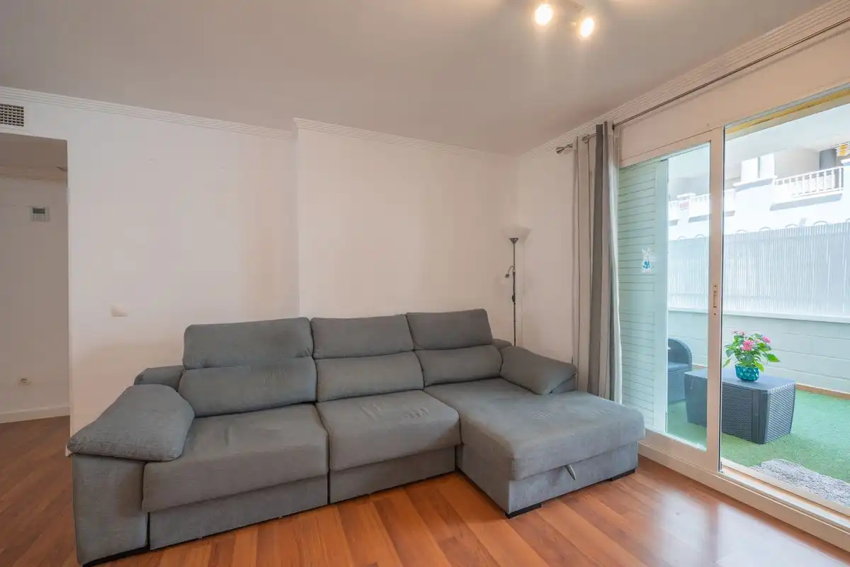 Wohnzimmer von Erdgeschoss zum Verkauf in Dénia mit Klimaanlage, Heizung und Terrasse