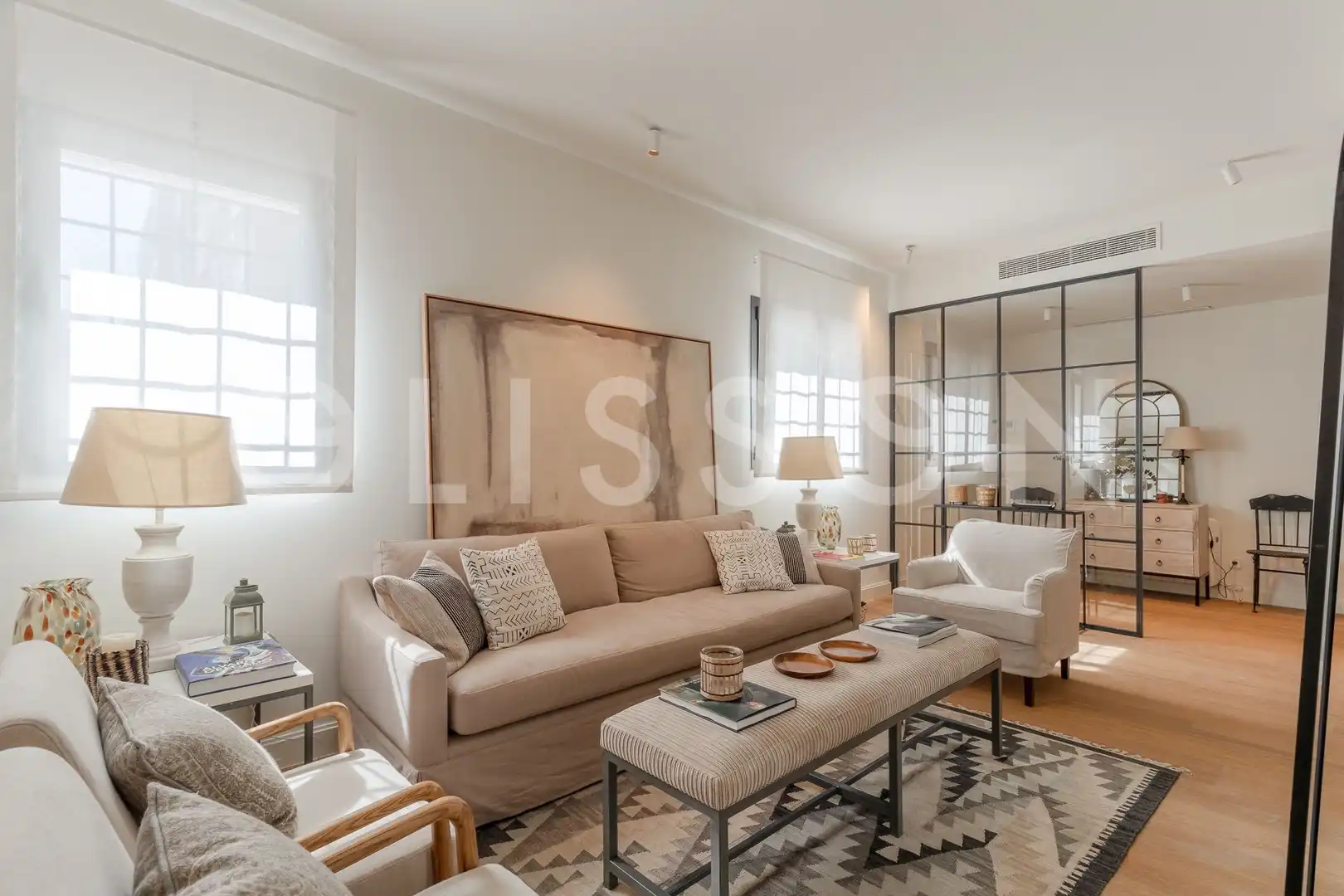 Wohnzimmer von Maisonette zum Verkauf in  Madrid Capital mit Klimaanlage, Terrasse und Abstellraum